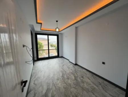 Didim Efeler Mh Satılık Havuzlu 4+1 Ayrı Mutfak Bahçeli Müstakil Sıfır Villa