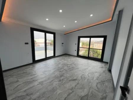 Didim Efeler Mh Satılık Havuzlu 4+1 Ayrı Mutfak Bahçeli Müstakil Sıfır Villa