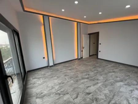 Didim Efeler Mh Satılık Havuzlu 4+1 Ayrı Mutfak Bahçeli Müstakil Sıfır Villa