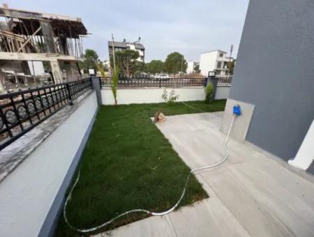 Didim Efeler Mh Satılık Havuzlu 4+1 Ayrı Mutfak Bahçeli Müstakil Sıfır Villa