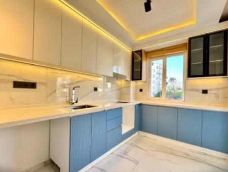 Didim Altınkumda Satılık Denize 250M 2+1 Ayrı Mutfak Ön Ephe Daire