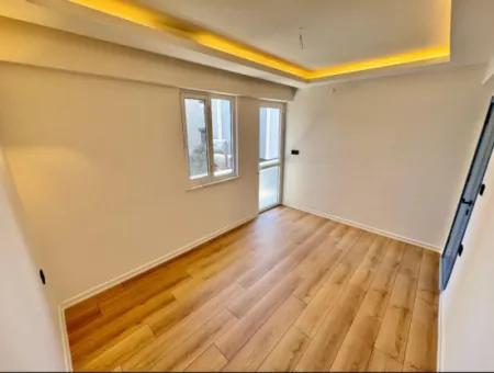 Didim Altınkumda Satılık Denize 250M 2+1 Ayrı Mutfak Ön Ephe Daire