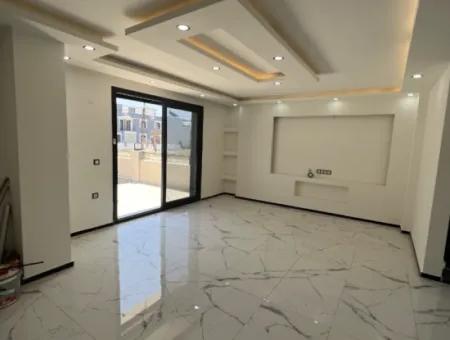 Didim Efeler Mh Satılık Müstakil Havuzlu 4+1 Açık Mutfak Bahçeli Sıfır Villa
