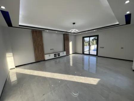 Didim Mavişehir Mh Satılık Denize 500M 4+1 Ayrı Mutfak Havuzlu Bahçeli Müstakil Sıfır Villa