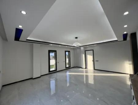 Didim Mavişehir Mh Satılık Denize 500M 4+1 Ayrı Mutfak Havuzlu Bahçeli Müstakil Sıfır Villa
