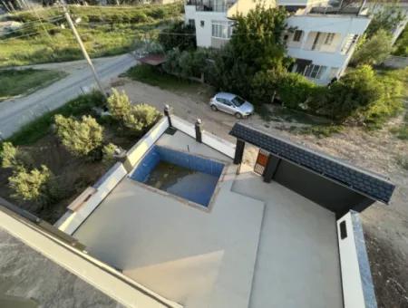 Didim Mavişehir Mh Satılık Denize 500M 4+1 Ayrı Mutfak Havuzlu Bahçeli Müstakil Sıfır Villa