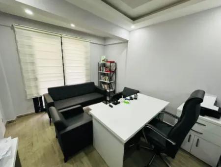 Didim Altınkumda Satılık Ana Yol Üzerinde Ofis Tipi Dükkan