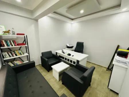 Didim Altınkumda Satılık Ana Yol Üzerinde Ofis Tipi Dükkan