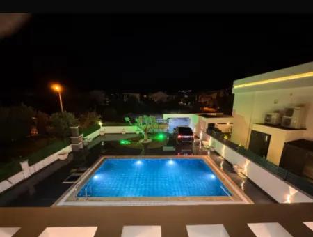 Didim Akbük Mh Satılık Denize Çok Yakın 4+1 Ayrı Mutfak Havuzlu Sıfır Villa