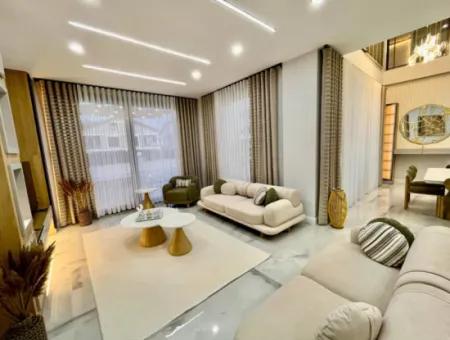 Didim Efeler Mh Satılık 5+1 Müstakil Havuzlu Özel Tasarım Lüx Villa