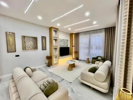 Didim Efeler Mh Satılık 5+1 Müstakil Havuzlu Özel Tasarım Lüx Villa