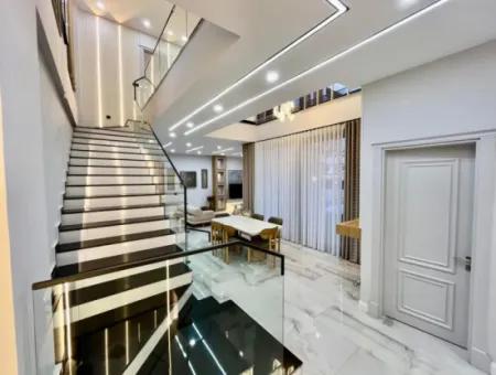 Didim Efeler Mh Satılık 5+1 Müstakil Havuzlu Özel Tasarım Lüx Villa