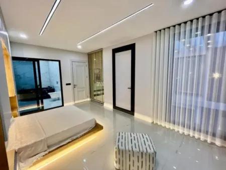 Didim Efeler Mh Satılık 5+1 Müstakil Havuzlu Özel Tasarım Lüx Villa