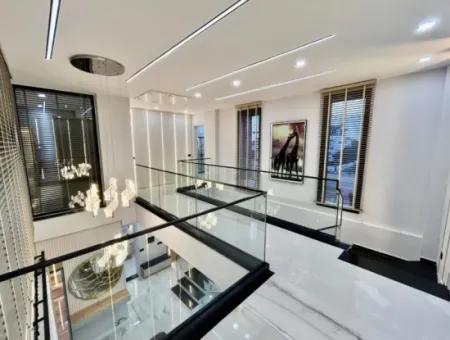 Didim Efeler Mh Satılık 5+1 Müstakil Havuzlu Özel Tasarım Lüx Villa