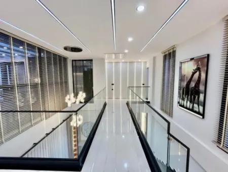 Didim Efeler Mh Satılık 5+1 Müstakil Havuzlu Özel Tasarım Lüx Villa