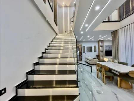 Didim Efeler Mh Satılık 5+1 Müstakil Havuzlu Özel Tasarım Lüx Villa