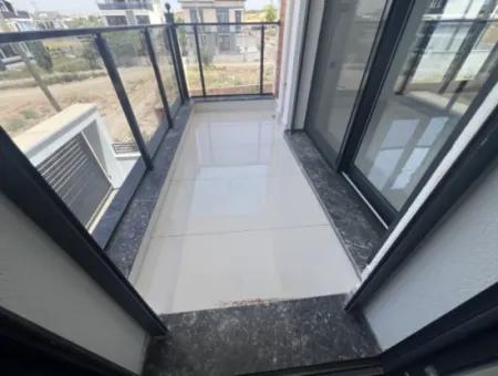 Didim Hisar Mh Satılık 5+1 Açık Mutfak Deniz Manzaralı Sıfır Villa