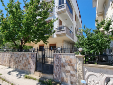 Didim Çamlık Mh Satılık Denize Sıfır 2+1 Açık Mutfak Eşyalı Yüksek Giriş Daire