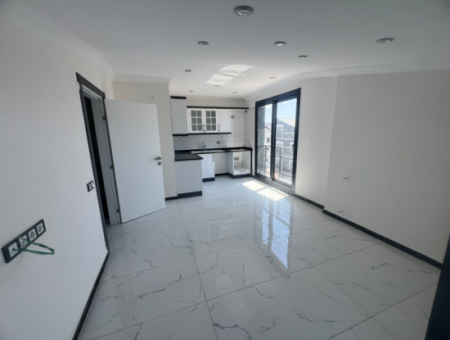 Didim Efeler Mh Satılık Ön Cephe 3+1 Açık Mutfak Asansörlü Sıfır Çatı Dublex