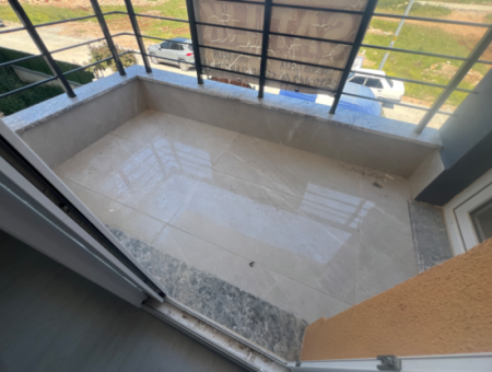 Didim Efeler Mh Satılık Ön Cephe 2+1 Açık Mutfak Asansörlü Sıfır Daire