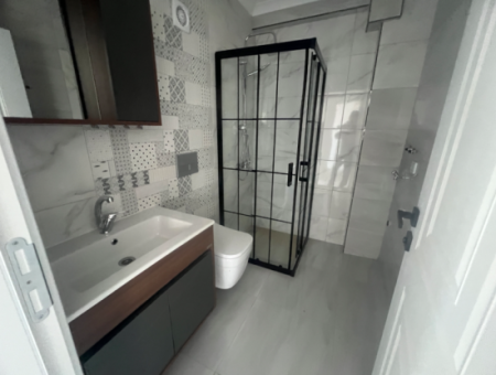 Didim Efeler Mh Satılık Ön Cephe 2+1 Açık Mutfak Asansörlü Sıfır Daire