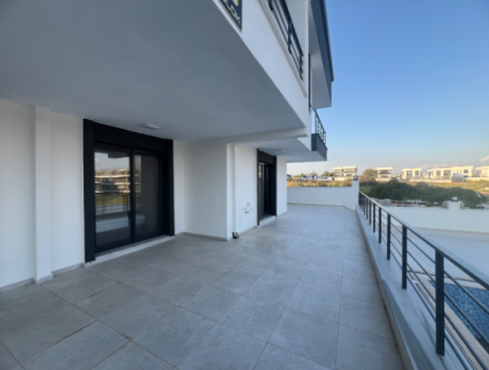 Didim Hisar Mh Satılık Denize Yakın 2+1 Açık Mutfak Havuzlu Eşyalı Sıfır Daire